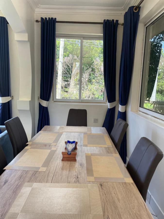 Royal Palms Apartment A4 Момбаса Екстериор снимка