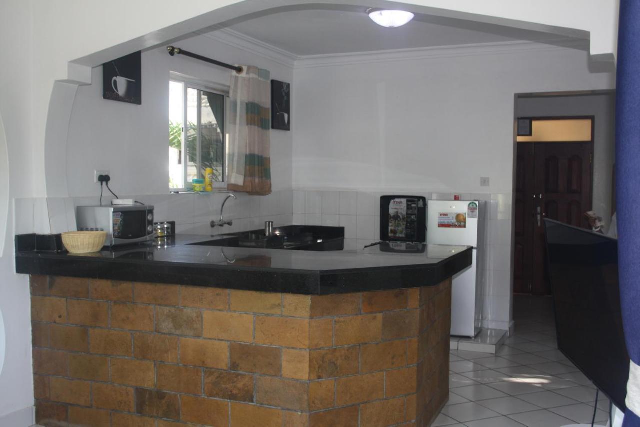 Royal Palms Apartment A4 Момбаса Екстериор снимка